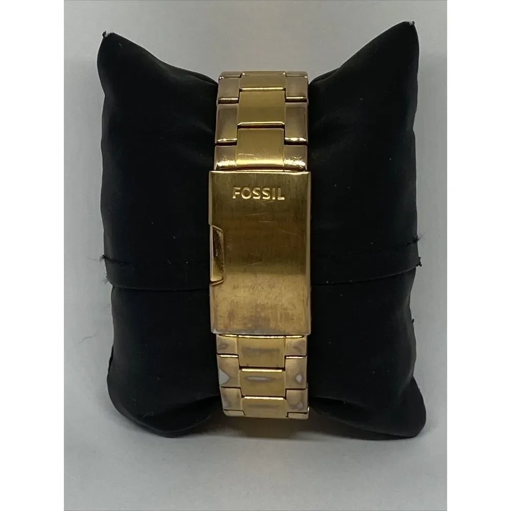 Fossil Riley ES2811 Womens Stainless Steel Analog Silver Dial Quartz Watch XR784